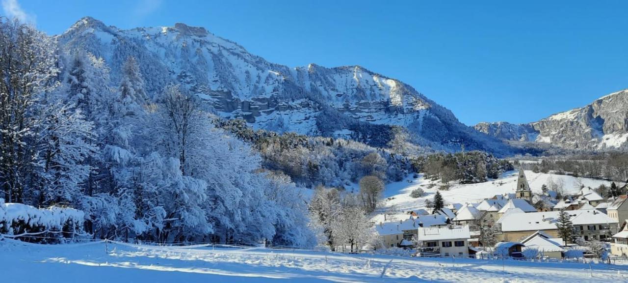 Le Gite Des Vagabonds Chichilianne Exterior foto